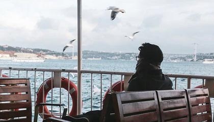 九游体育登录入口-深圳领航队核心控卫发挥稳定串联全队攻势，深圳领航者篮球队官网